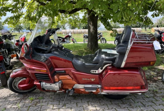 Buy Used HONDA SC 22 GOLDWING Motorcycle on Surplex Auction